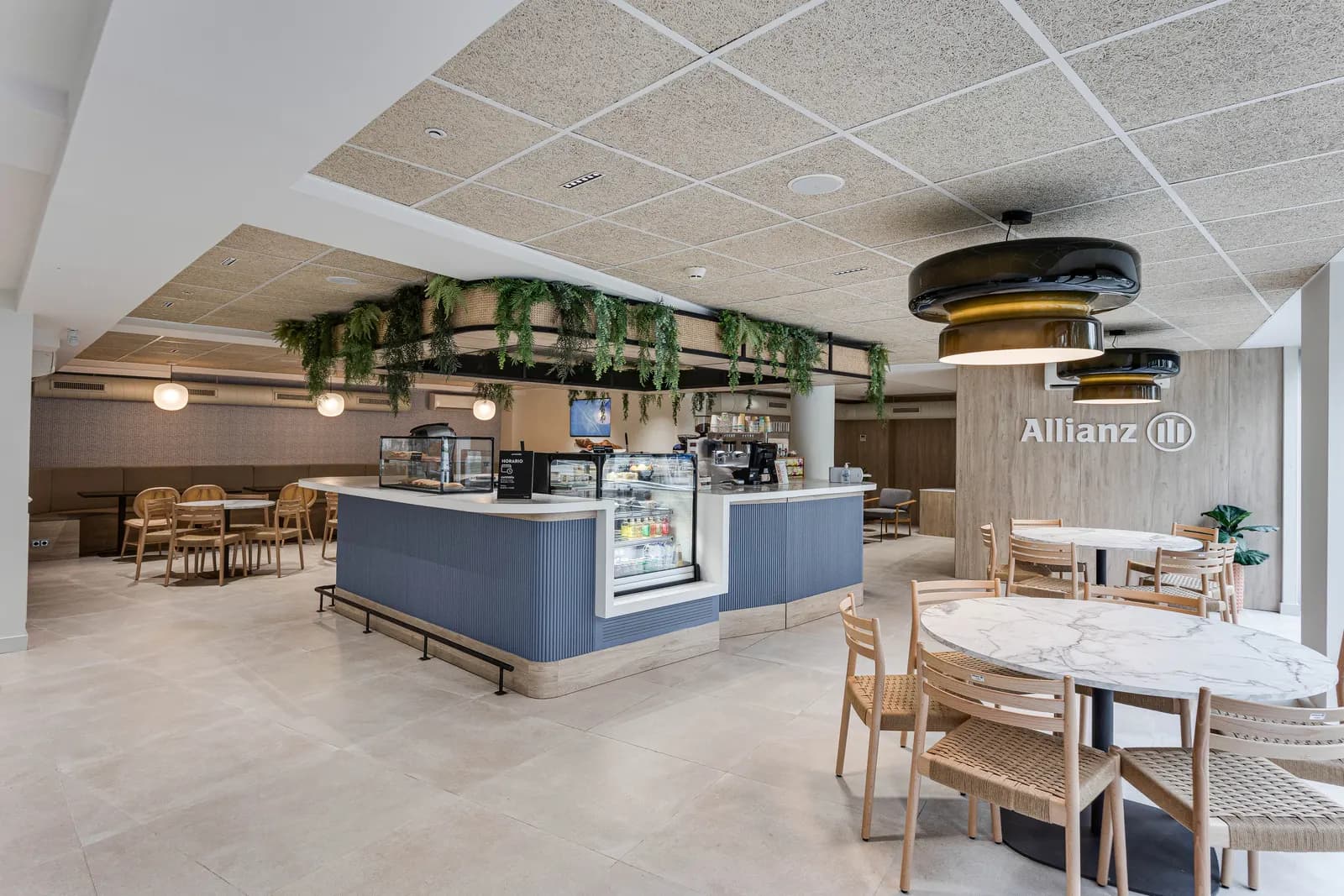 Torre Allianz, workspace photo 3