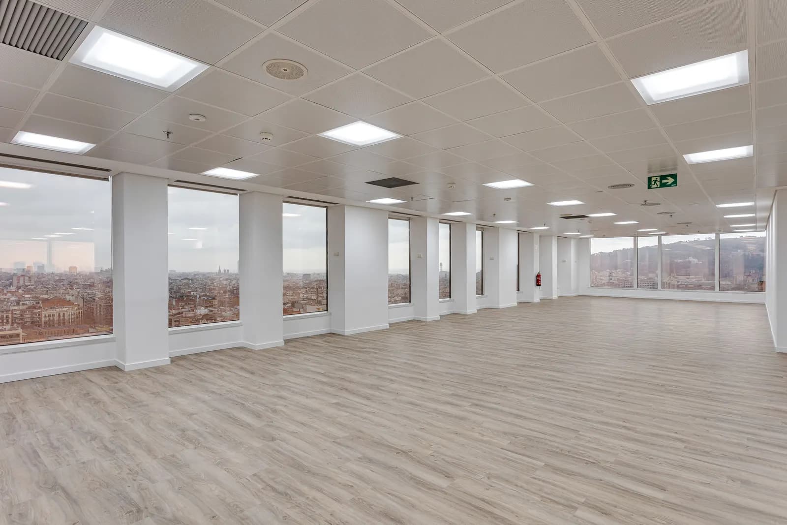 Torre Allianz, workspace photo 4